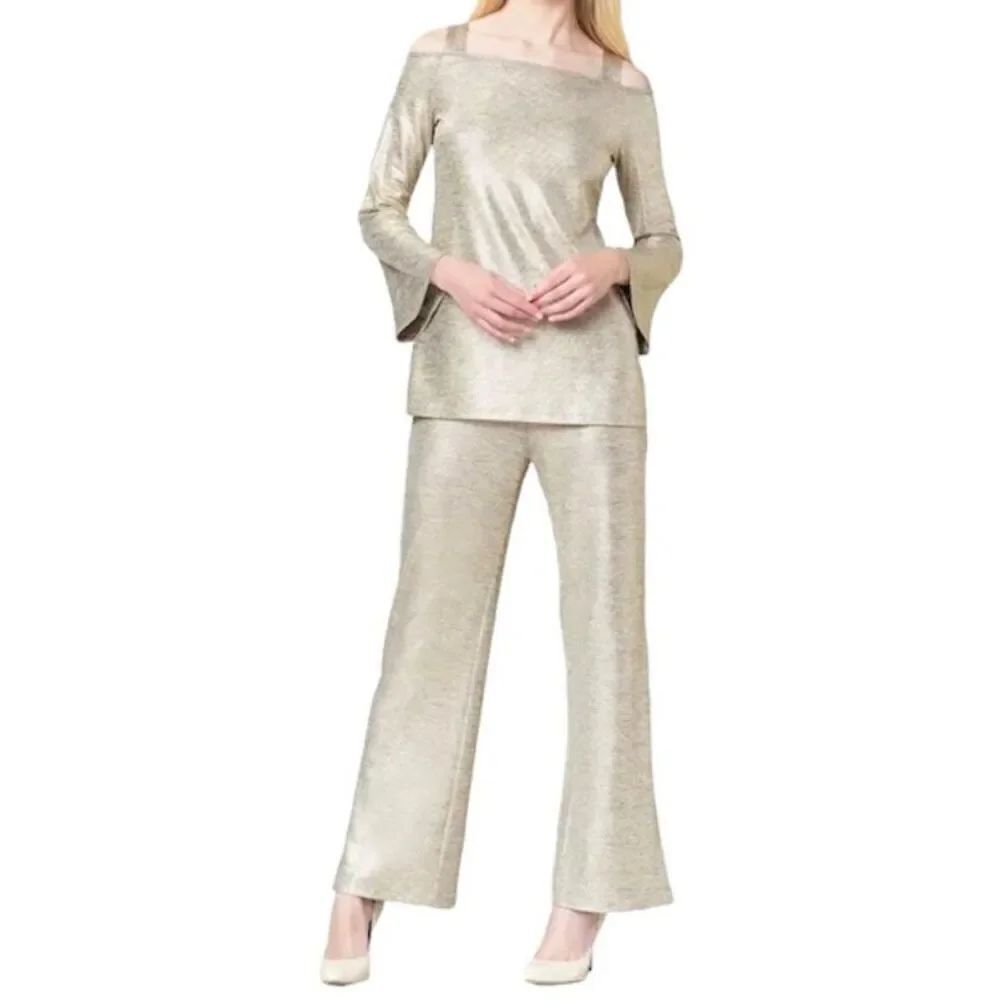 NWOT Clara Sun Woo Gold Lamé Open Shoulder Bell Sleeve Top and Classic Side Slit